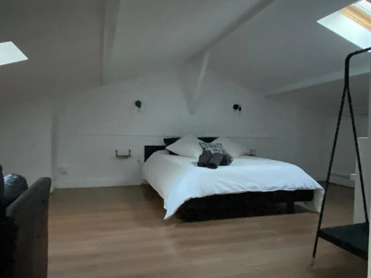 Affittacamere M-otel *